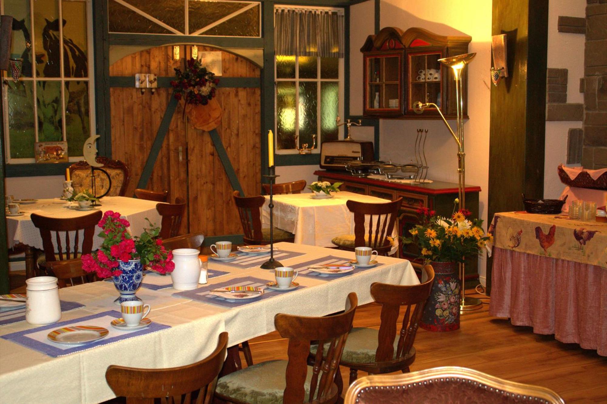 Landhaus Tewel Hotel Mit Restaurant Extérieur photo