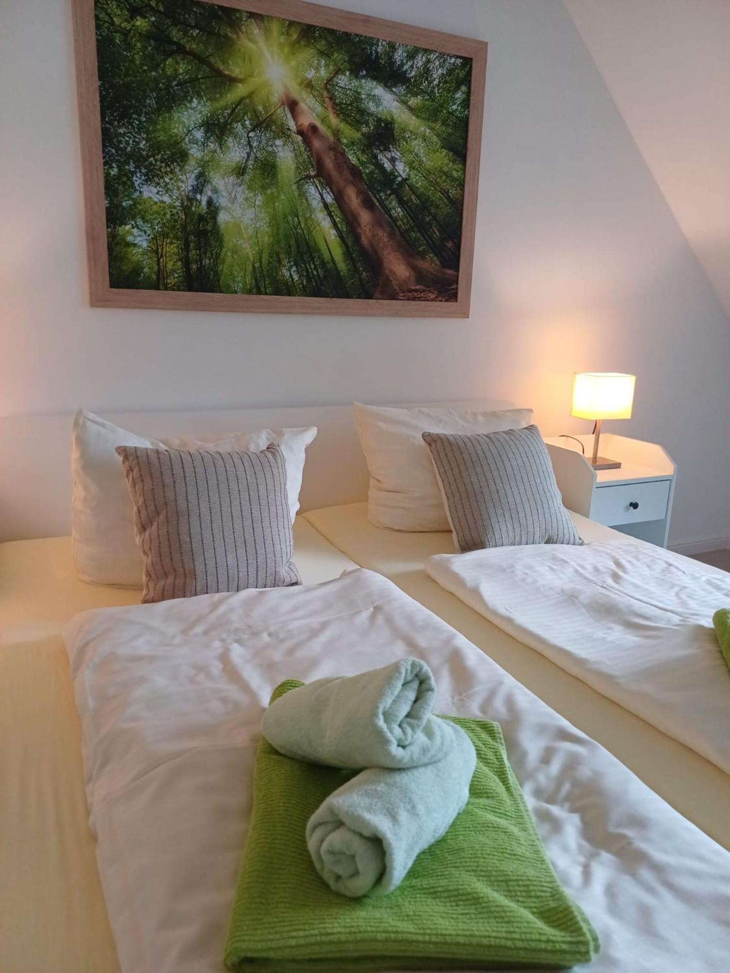 Landhaus Tewel Hotel Mit Restaurant Extérieur photo