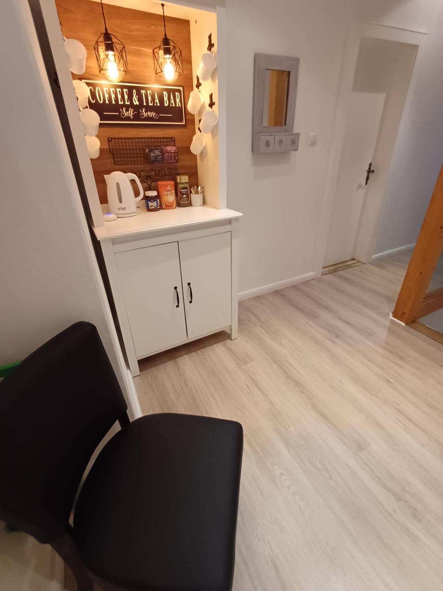 Landhaus Tewel Hotel Mit Restaurant Extérieur photo