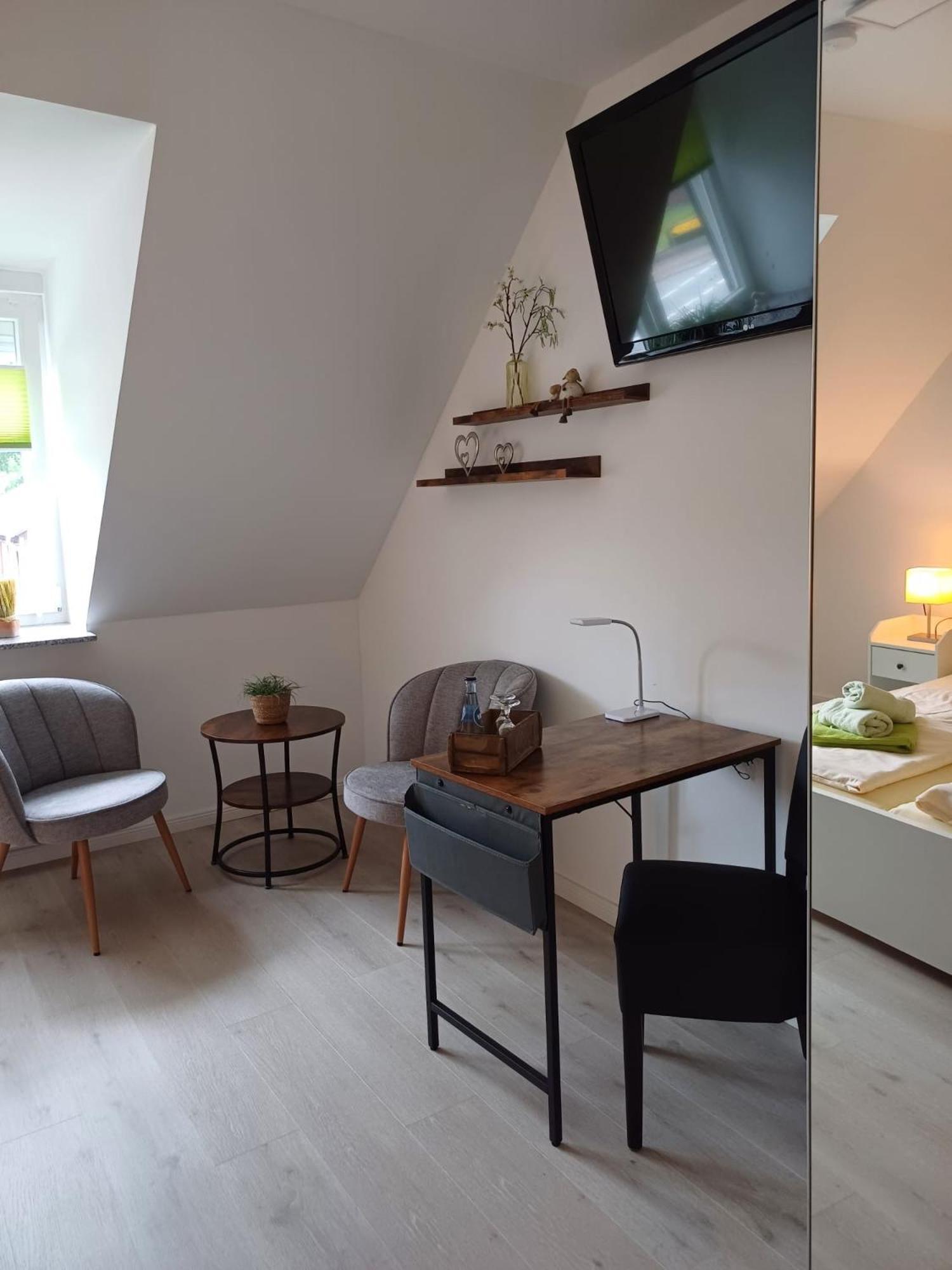 Landhaus Tewel Hotel Mit Restaurant Extérieur photo